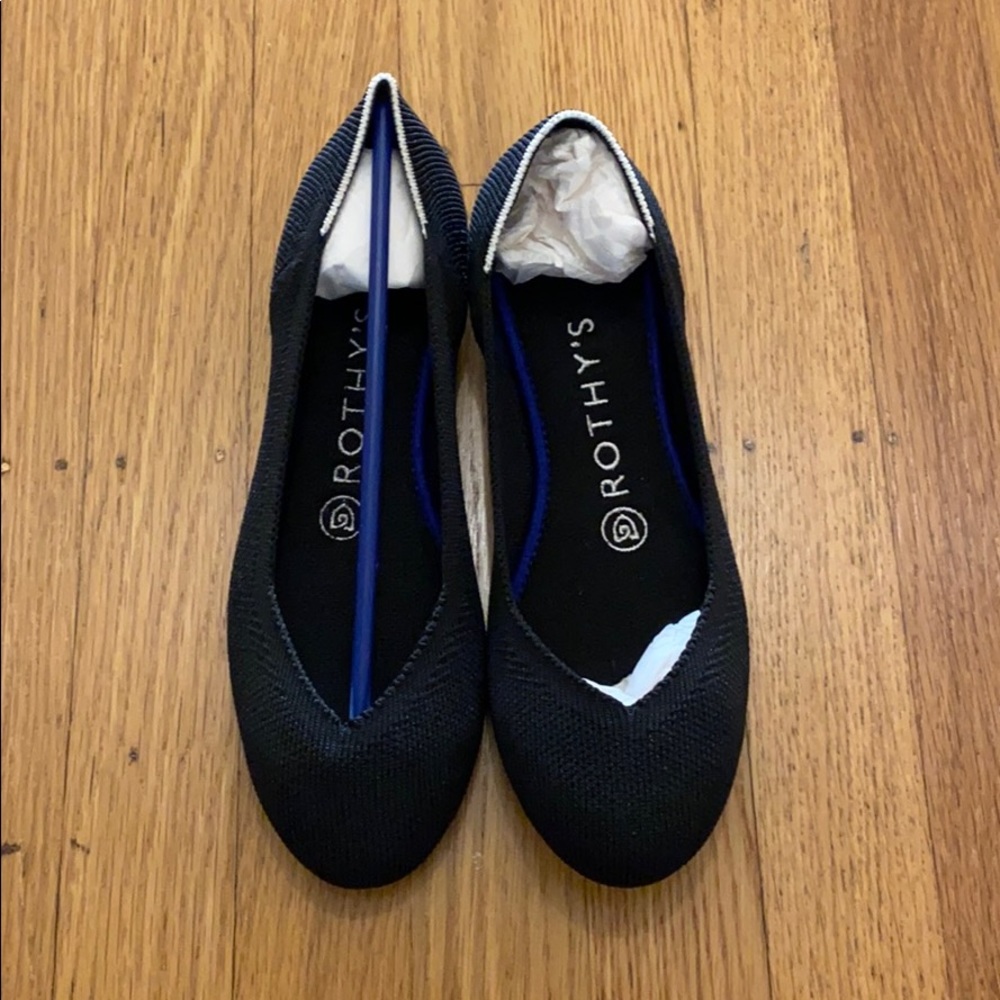 Rothys black flats, never worn